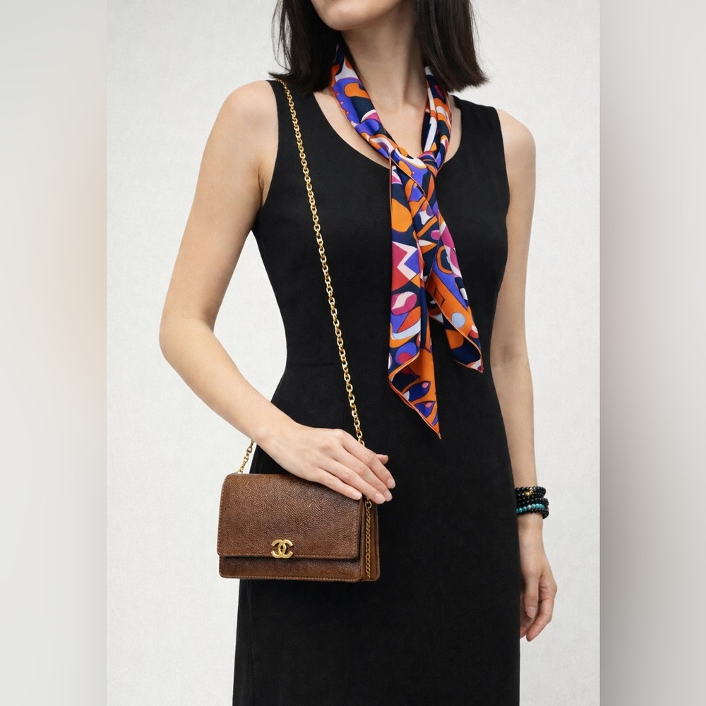 CHANEL Brown Leather Shoulder Bag with Gold Chain